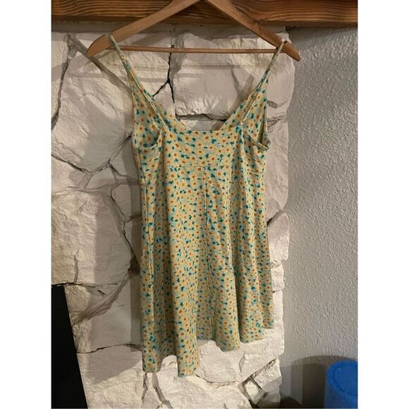 Urban Outfitters Womens Yellow Green Floral V-Neck Sleeveless Mini Dress Small - Picture 2 of 6